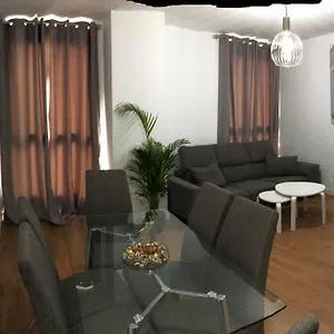 En El Centro De Teatinos Apartamento